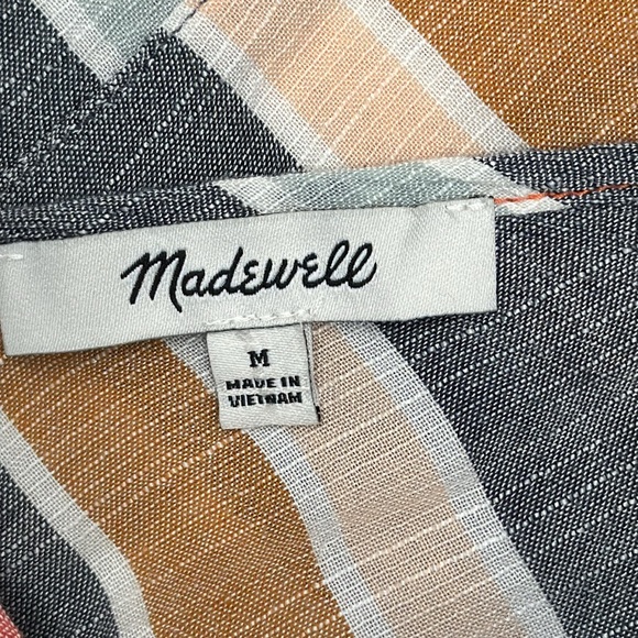 Madewell Swimsuit Cover Up. Medium - Picture 7 of 7